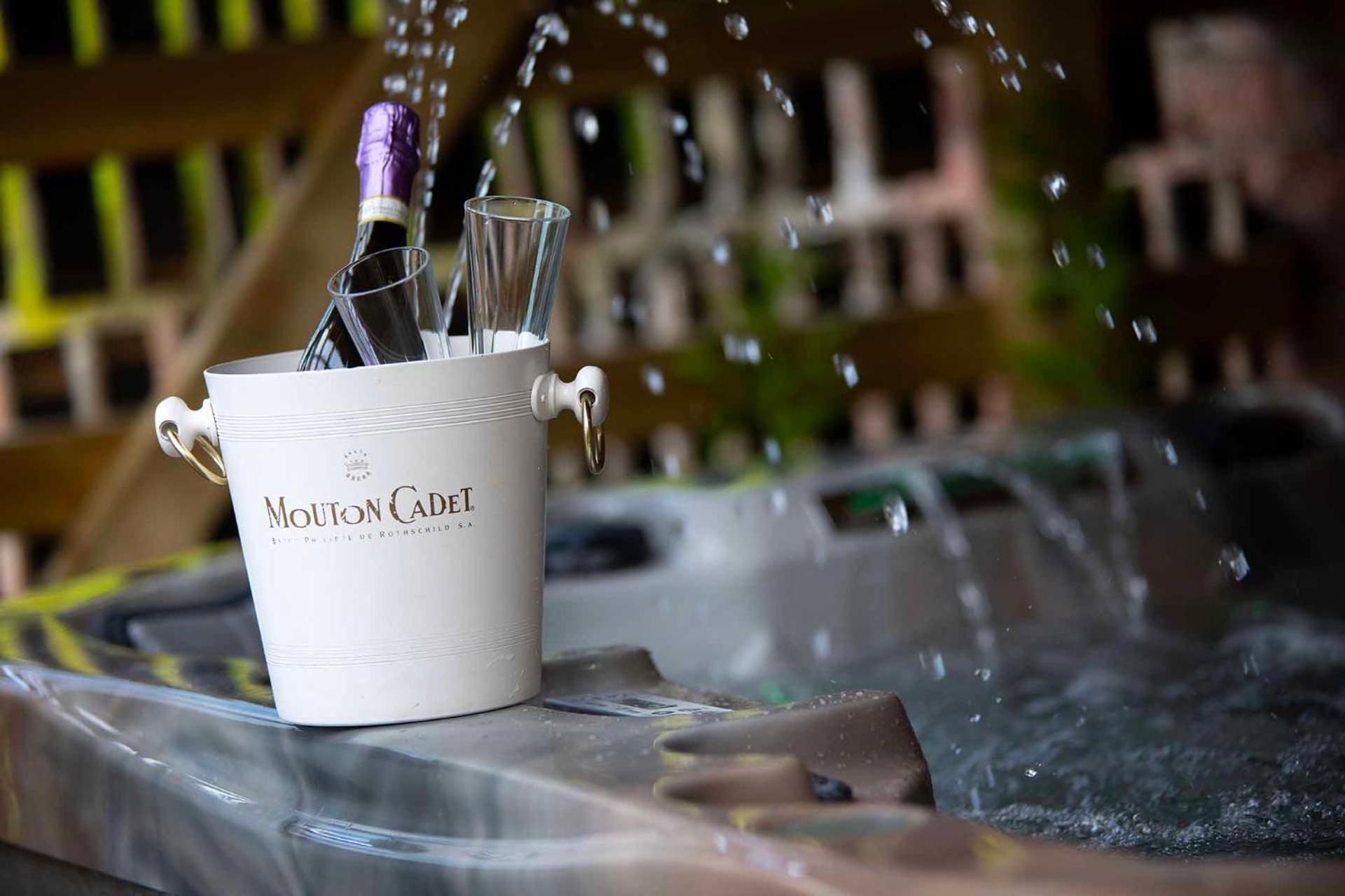 Burtree Country House, Tipi'S, Treehouse & Lodge & House Rooms With Hot Tubs In A Private Garden Thirsk Luaran gambar