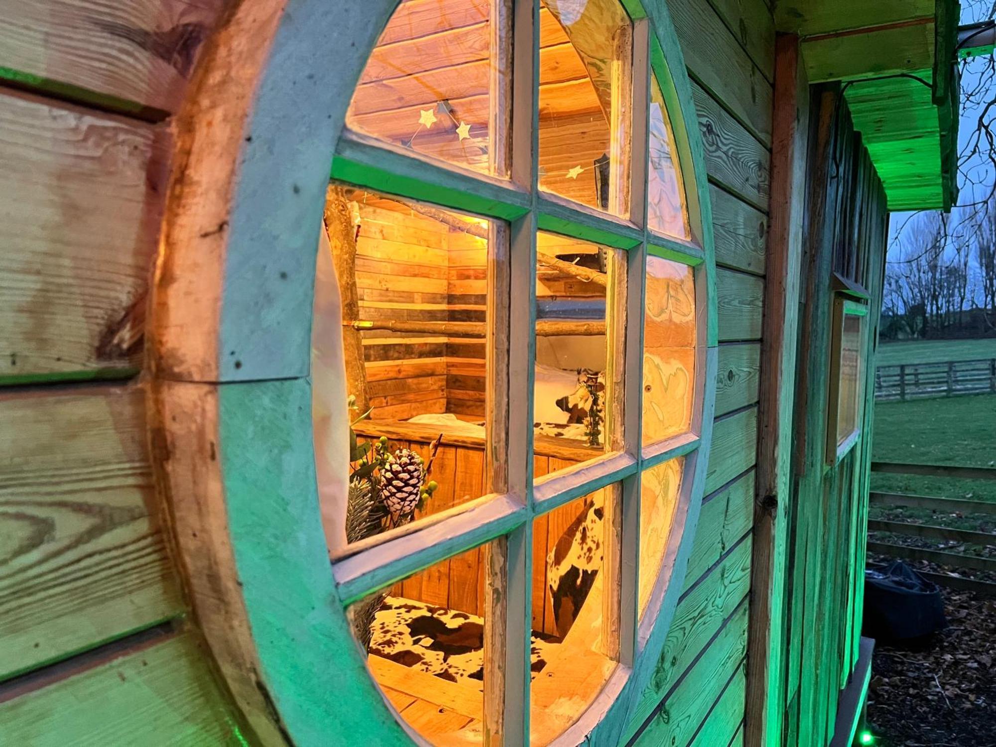 Burtree Country House, Tipi'S, Treehouse & Lodge & House Rooms With Hot Tubs In A Private Garden Thirsk Luaran gambar