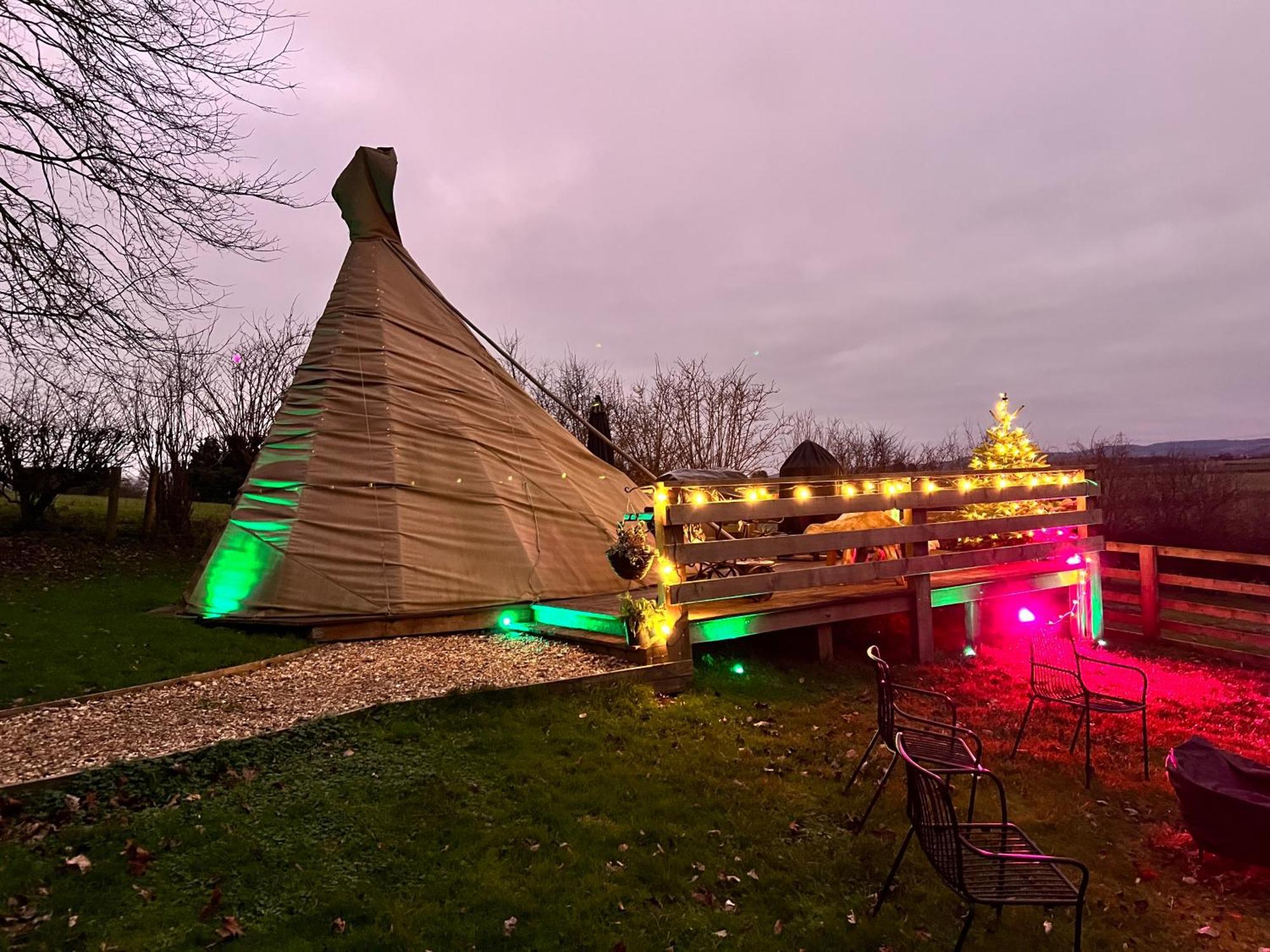 Burtree Country House, Tipi'S, Treehouse & Lodge & House Rooms With Hot Tubs In A Private Garden Thirsk Luaran gambar