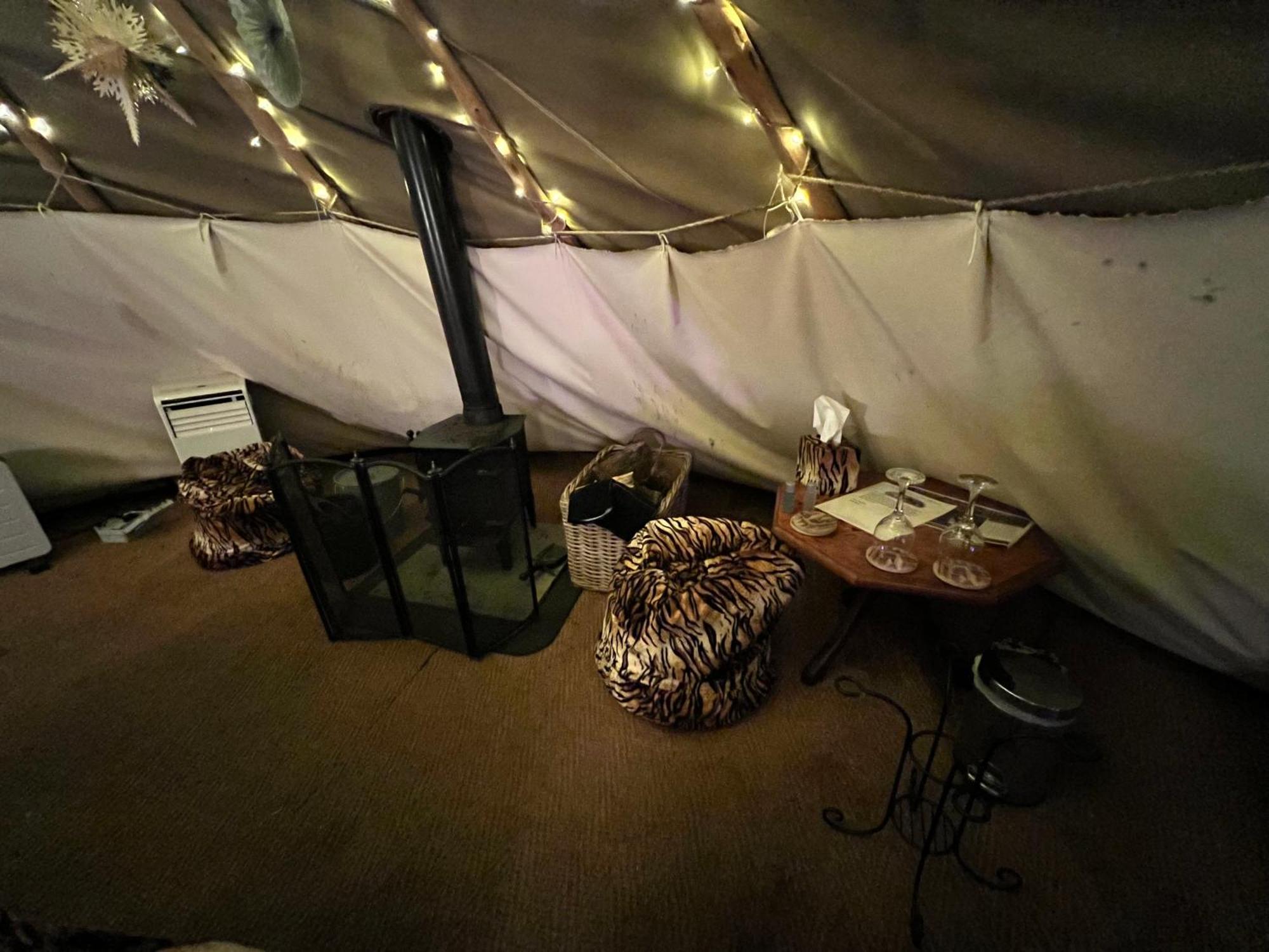 Burtree Country House, Tipi'S, Treehouse & Lodge & House Rooms With Hot Tubs In A Private Garden Thirsk Luaran gambar